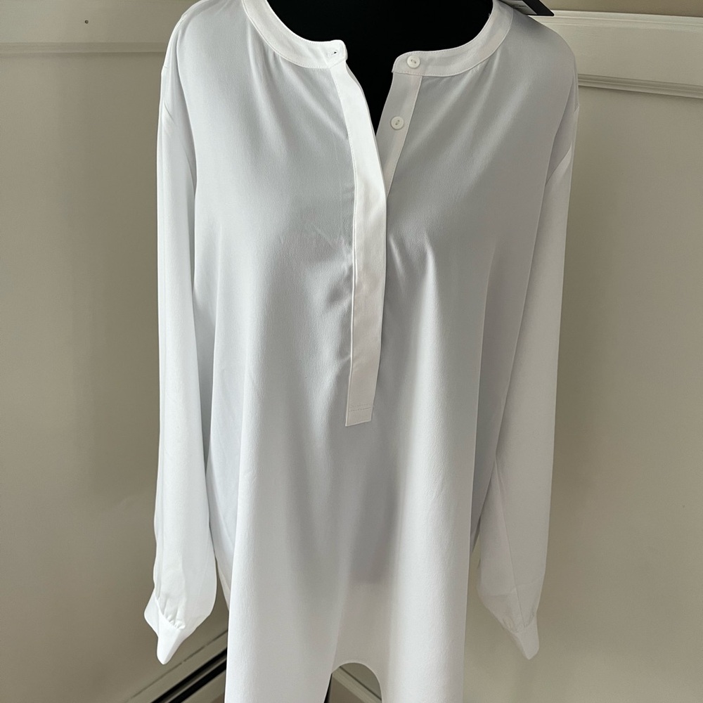 NYDJ Optic White Tunic NWT